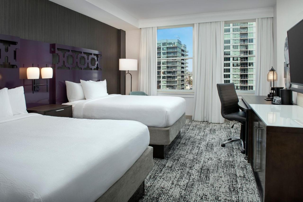Courtyard By Marriott San Diego Downtown Экстерьер фото