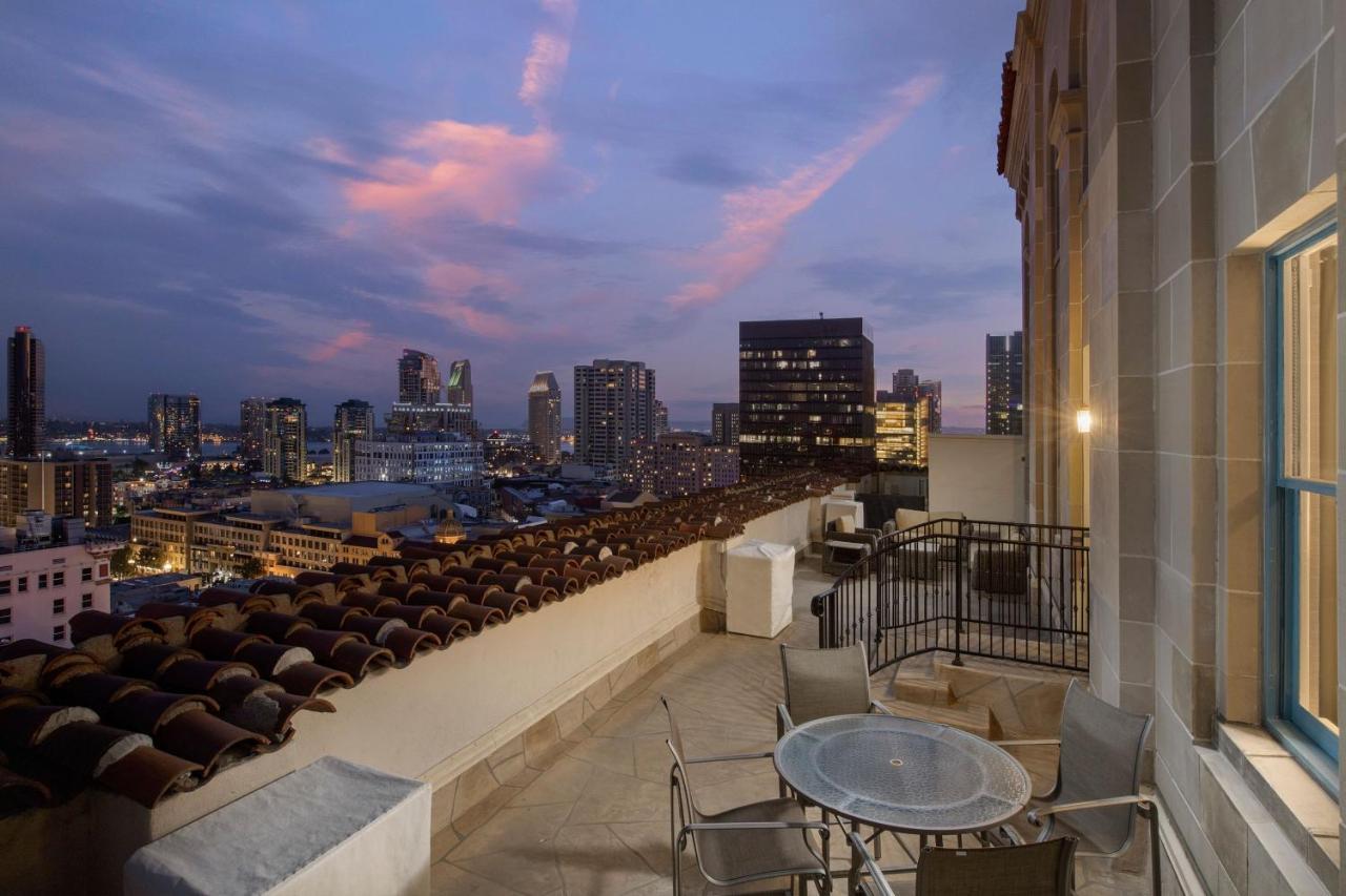 Courtyard By Marriott San Diego Downtown Экстерьер фото