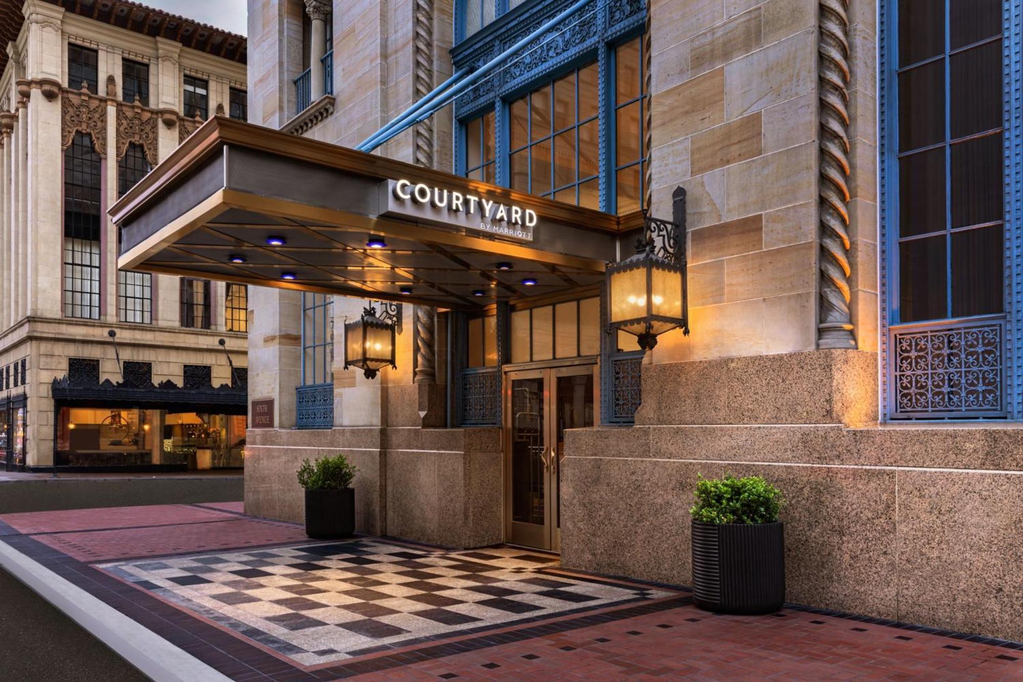 Courtyard By Marriott San Diego Downtown Экстерьер фото