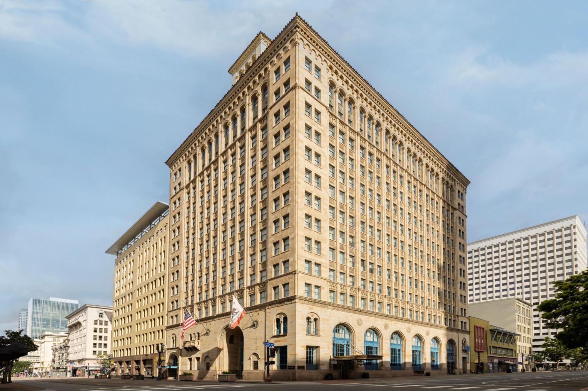 Courtyard By Marriott San Diego Downtown Экстерьер фото